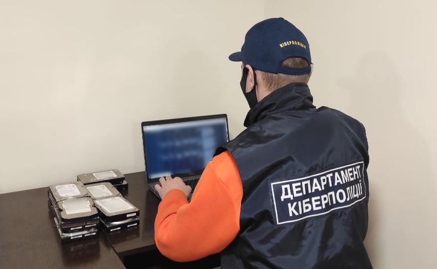 51-arrested-in-ukraine-for-selling-data-of-300m-people-in-eu,-us