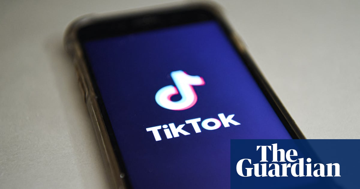 rishi-sunak-hints-at-tiktok-ban-from-uk-government-devices