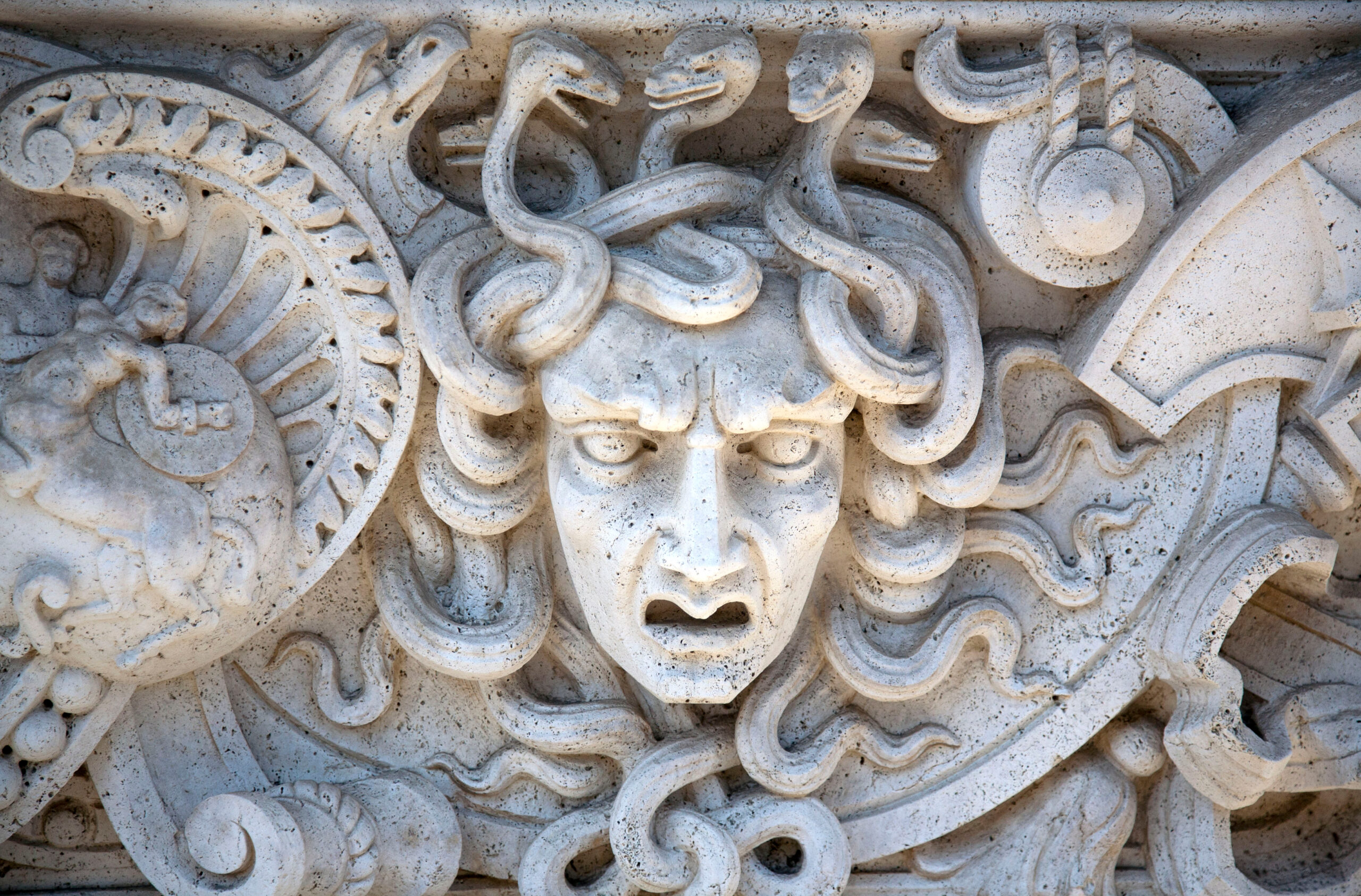 medusa-ransomware-group-claims-intrusions-at-two-new-victims,-sets-ransom-deadline