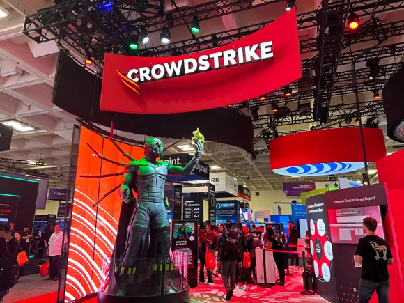 crowdstrike-investors-file-class-action-suit-following-global-it-outage