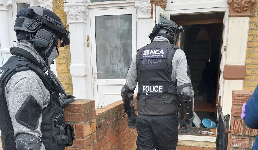 suspects-in-‘russian-coms’-spoofing-service-arrested-in-london,-as-nca-announces-takedown